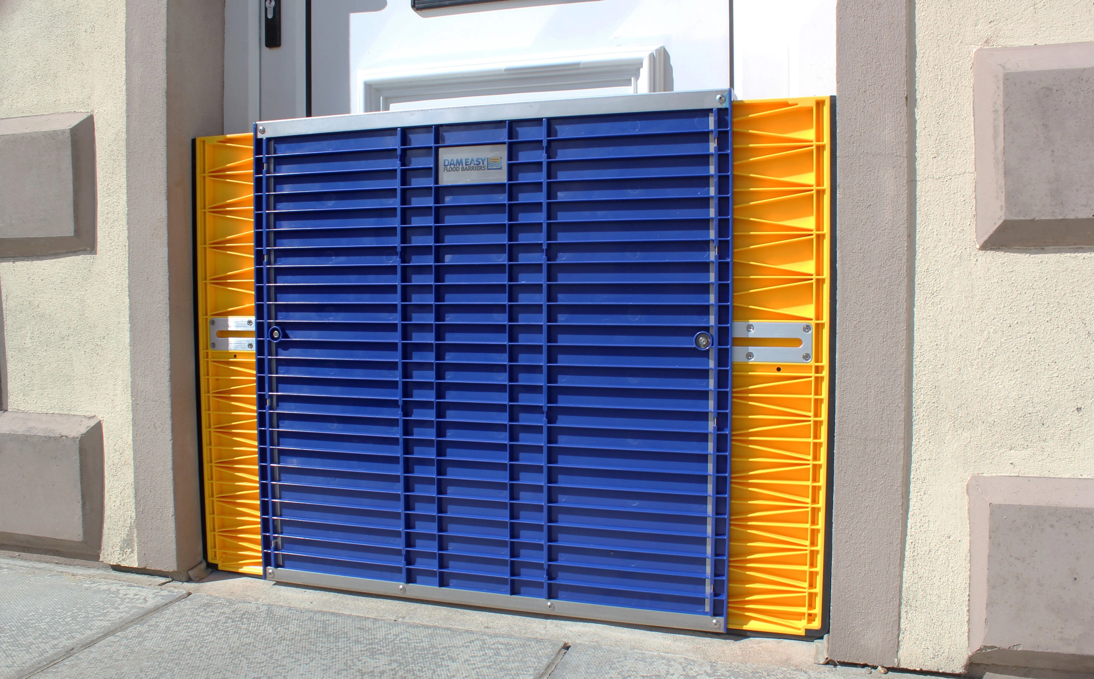 Dam Easy Flood Barrier 30 in. H X 30 in. W X 2.75 in. L Flood Barrier 1 pk