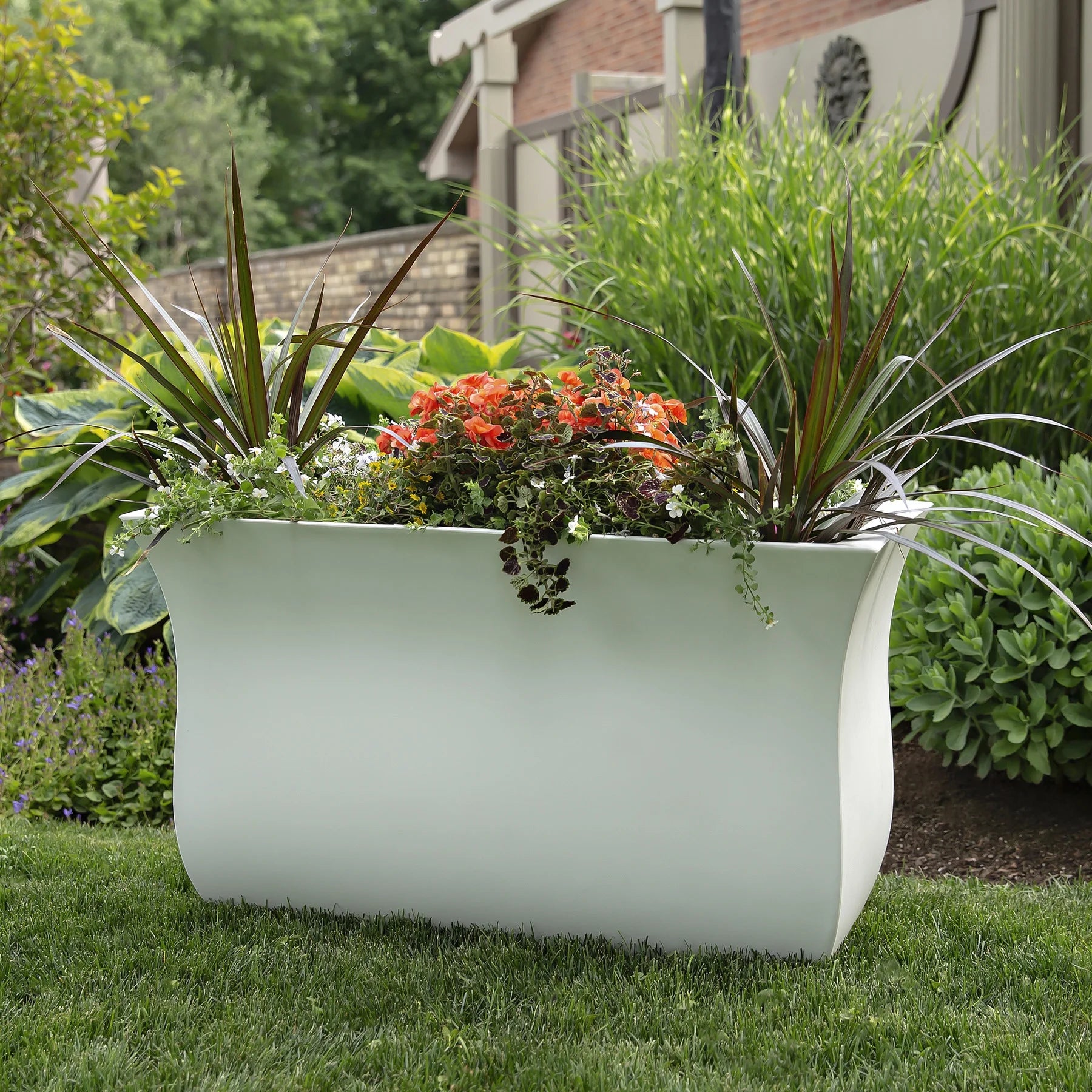 36 x 16 x 22 in. Valencia Long - Black
